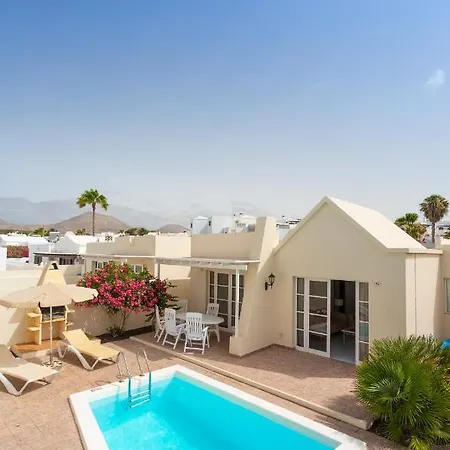 Estrellas Villa